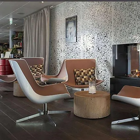 Clarion Hotel 4*