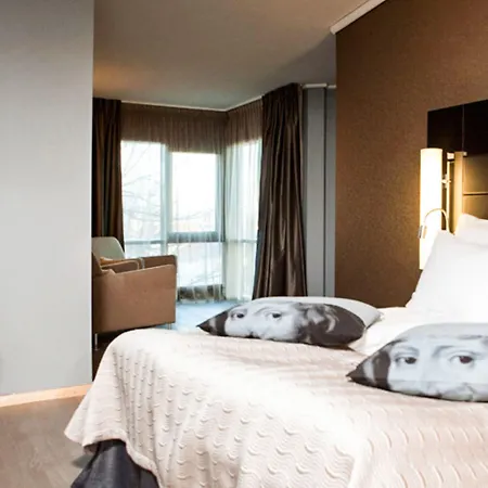 Clarion Hotel 4*